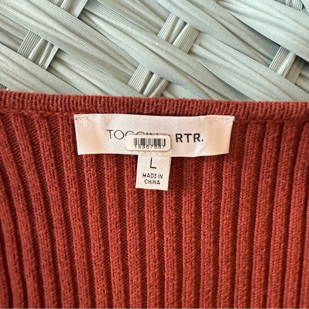 Toccin x RTR Rust Wrap Sweater - Picture 4 of 5